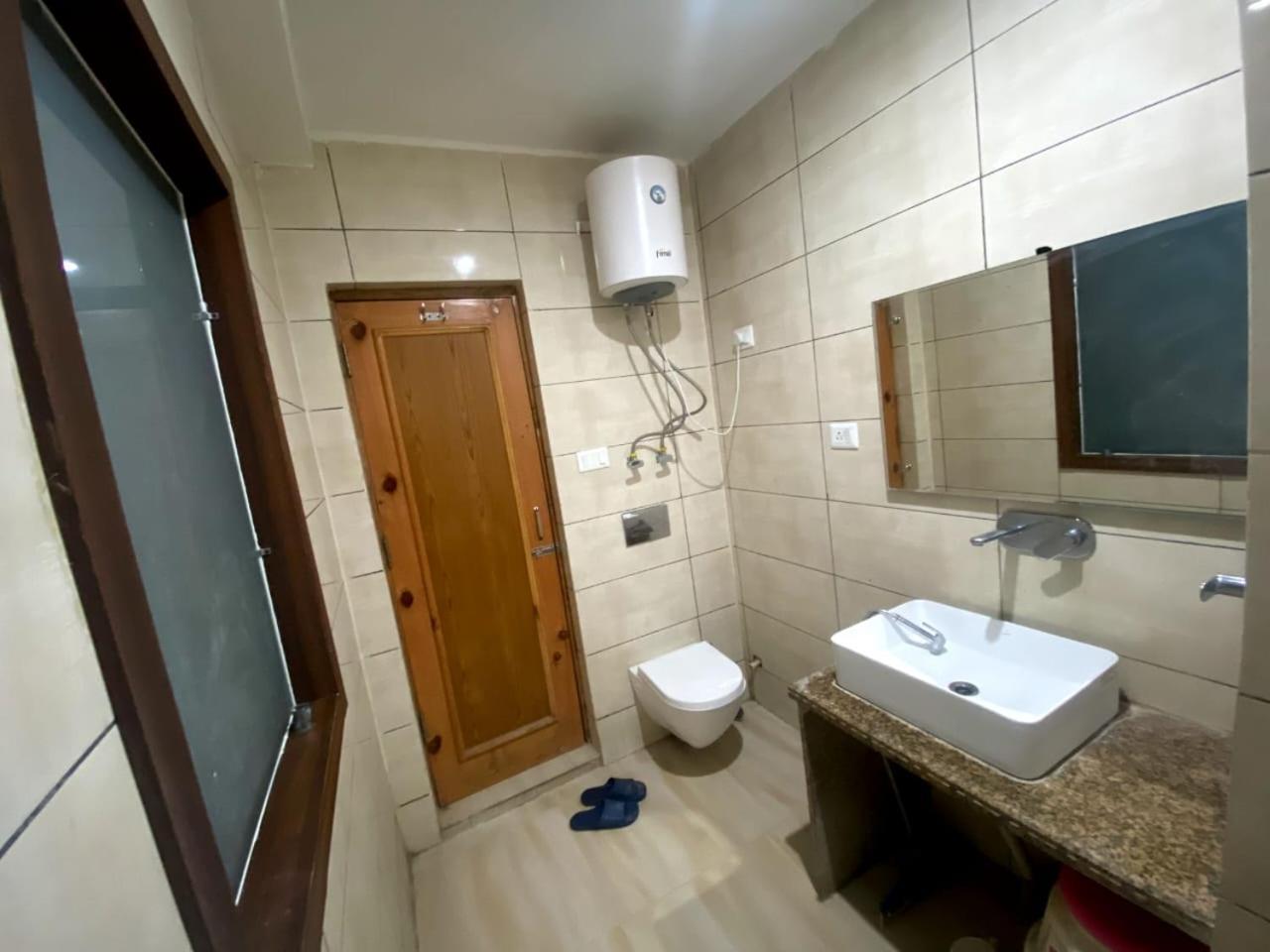 Hotel Zoon Dabb Srinagar Airport Kashmir Exterior foto
